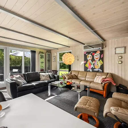 Vilhelm - 10km From The Sea By Interhome *